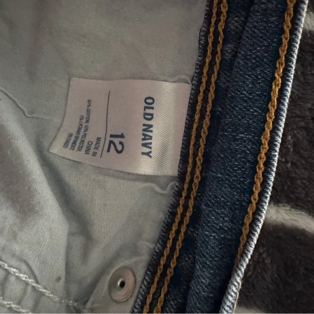 Old Navy Women's Dark Wash Denim Shorts